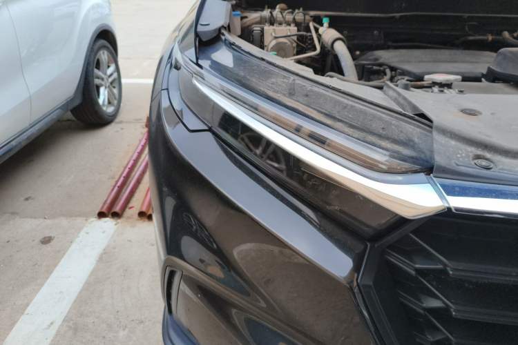 Used Honda CR-V 2023 240TURBO Two-Wheel Drive Smart Edition 5 Seats Right Front Headlight
