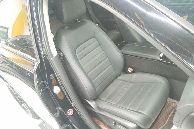 Used Honda CR-V 2023 240TURBO Two-Wheel Drive FENGSHANG Edition 5 Seats Right Front Seat