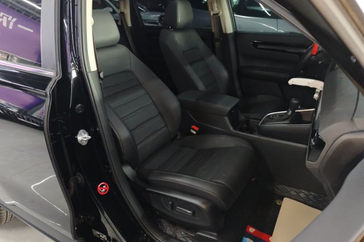 Used Honda CR-V 2023 240TURBO All-Wheel-Drive Premium Edition 5 Seats Right Front Seat