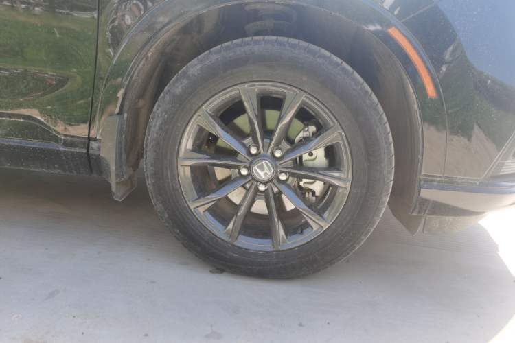 Used Honda CR-V 2023 2.0L eHEV Two-Wheel Drive Smart Edition Right Front Wheel Hub