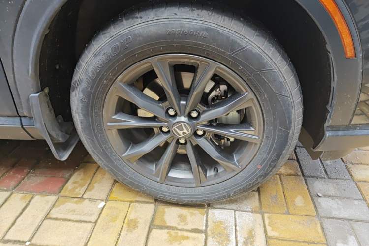 Used Honda CR-V 2023 2.0L eHEV Two-Wheel Drive Smart Edition Right Front Wheel Hub