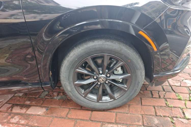 Used Honda CR-V 2023 2.0L eHEV Two-Wheel Drive Smart Edition Right Front Wheel Hub