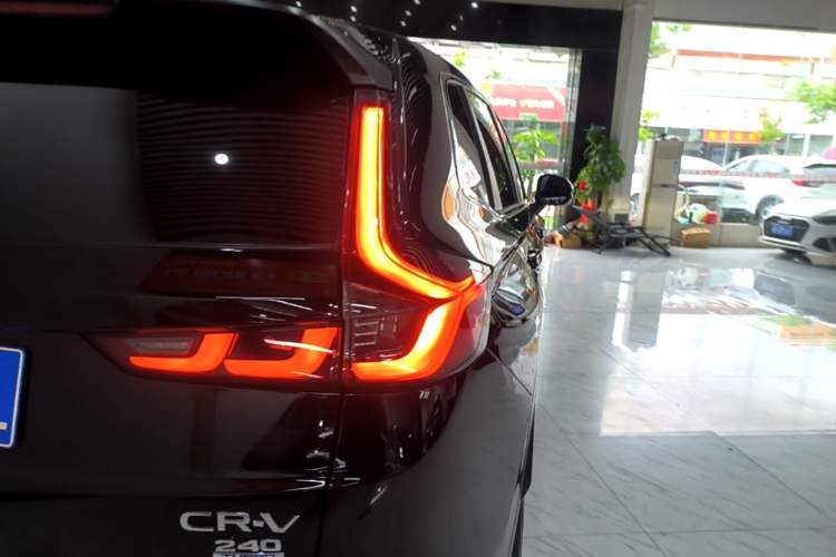 Used Honda CR-V 2023 240TURBO Two-Wheel Drive FENGSHANG Edition 5 Seats Right Rear Taillight
