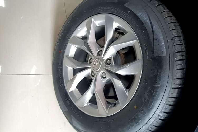 Used Honda CR-V 2023 240TURBO Two-Wheel Drive FENGSHANG Edition 5 Seats Right Rear Wheel Hub