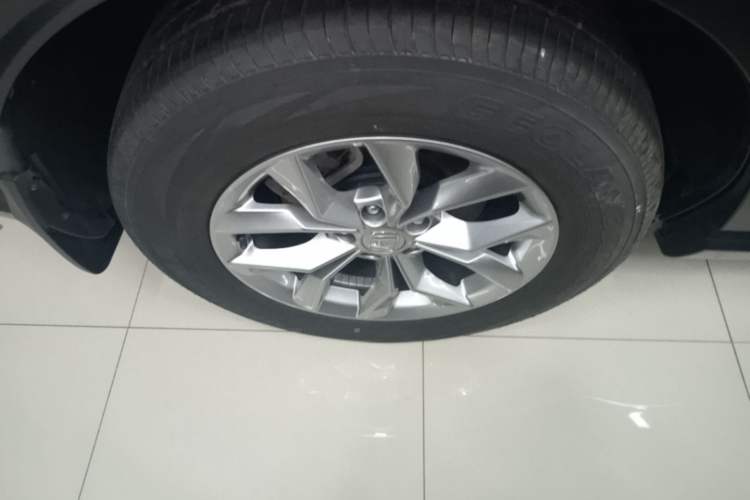 Used Honda CR-V 2023 240TURBO Two-Wheel Drive FENGSHANG Edition 5 Seats Right Rear Wheel Hub
