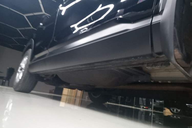 Used Honda CR-V 2023 240TURBO Two-Wheel Drive FENGSHANG Edition 5 Seats Right Side Sill