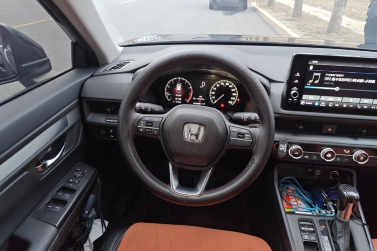 Used Honda CR-V 2023 240TURBO Two-Wheel Drive Active Version 5 Seats Steering Wheel