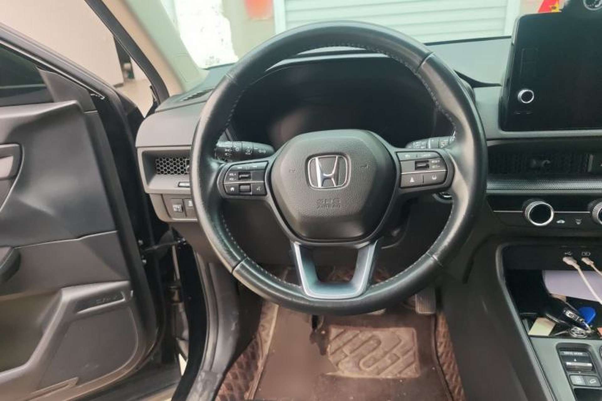Used Honda CR-V 2023 240TURBO Two-Wheel Drive FENGSHANG Edition 5 Seats Steering Wheel