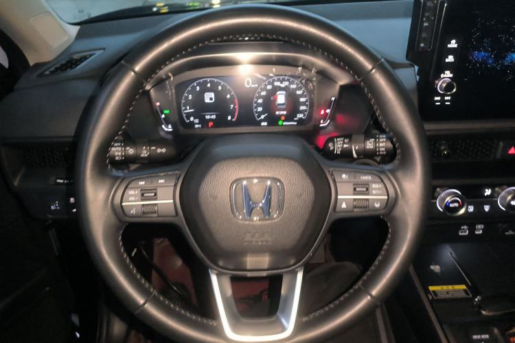 Used Honda CR-V 2023 240TURBO Two-Wheel-Drive Luxury Version 5 Seats Steering Wheel