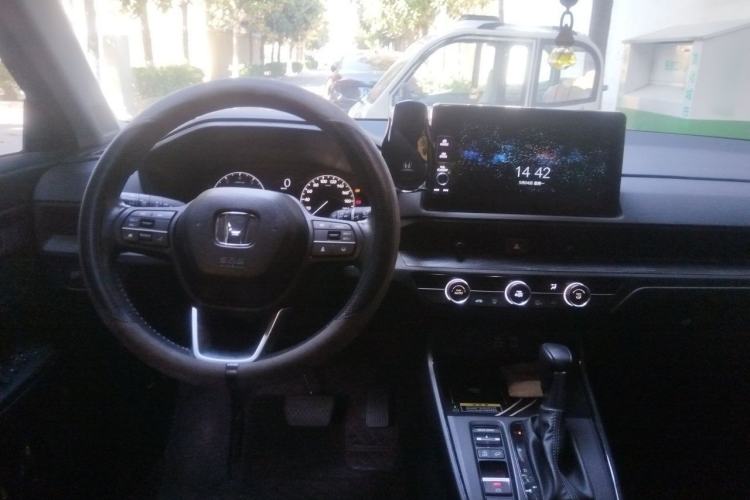 Used Honda CR-V 2023 240TURBO Two-Wheel Drive FENGSHANG Edition 5 Seats Steering Wheel