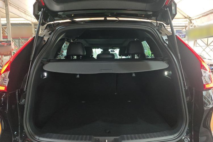 Used Honda CR-V 2023 2.0L eHEV Two-Wheel Drive Smart Edition Trunk