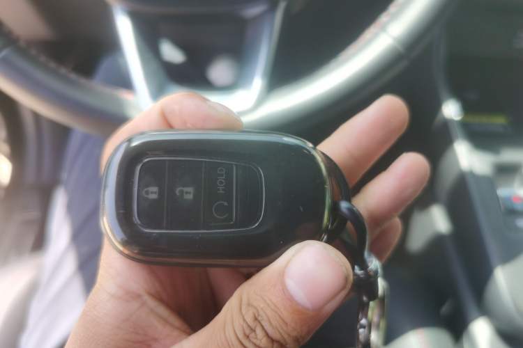 Used Honda CR-V 2023 2.0L eHEV Two-Wheel Drive Smart Edition Vehicle Key