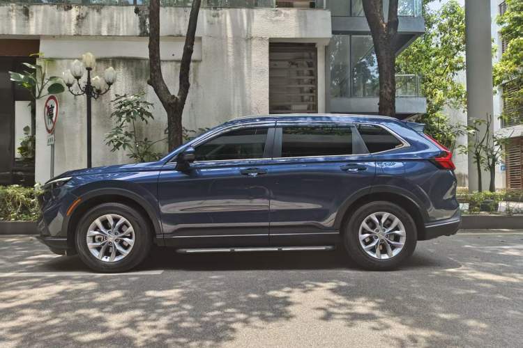 Used Honda CR-V 2023 240TURBO Two-Wheel Drive FENGSHANG Edition 7 Seats Exterior 3