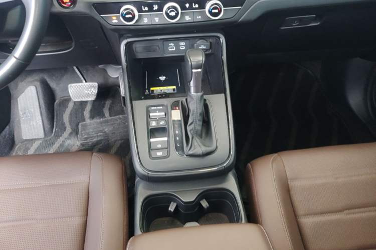 Used Honda CR-V 2023 240TURBO Two-Wheel Drive Smart Edition 5 Seats Gear Lever