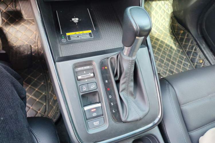Used Honda CR-V 2023 240TURBO Two-Wheel Drive FENGSHANG Edition 5 Seats Gear Lever