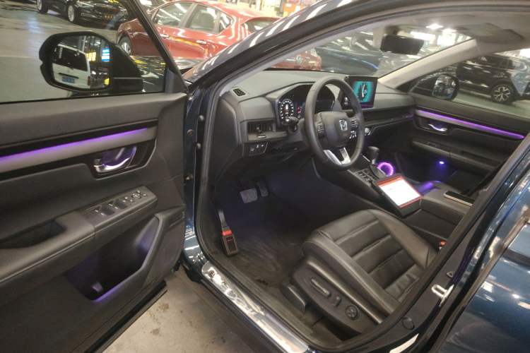 Used Honda CR-V 2023 240TURBO Two-Wheel Drive Smart Edition 5 Seats Interior 3