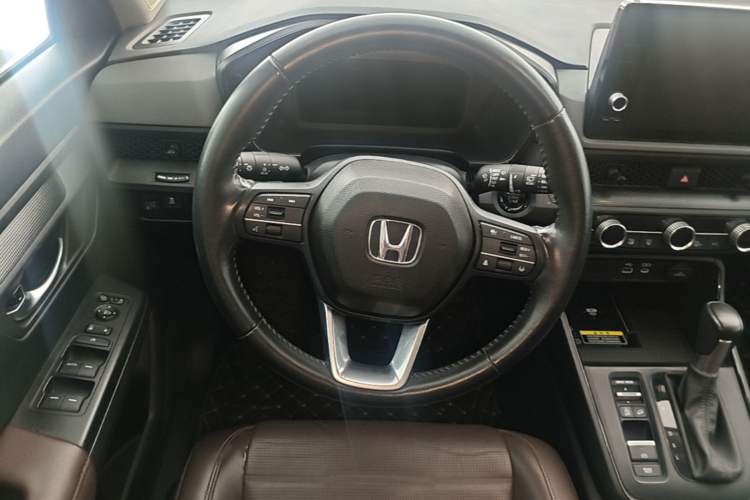 Used Honda CR-V 2023 240TURBO Two-Wheel Drive Smart Edition 5 Seats Steering Wheel