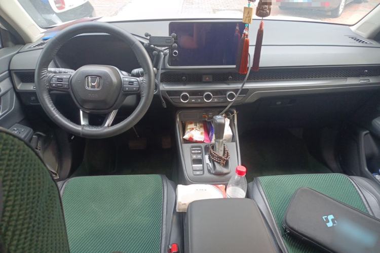 Used Honda CR-V 2023 240TURBO Two-Wheel Drive FENGSHANG Edition 5 Seats Center Console