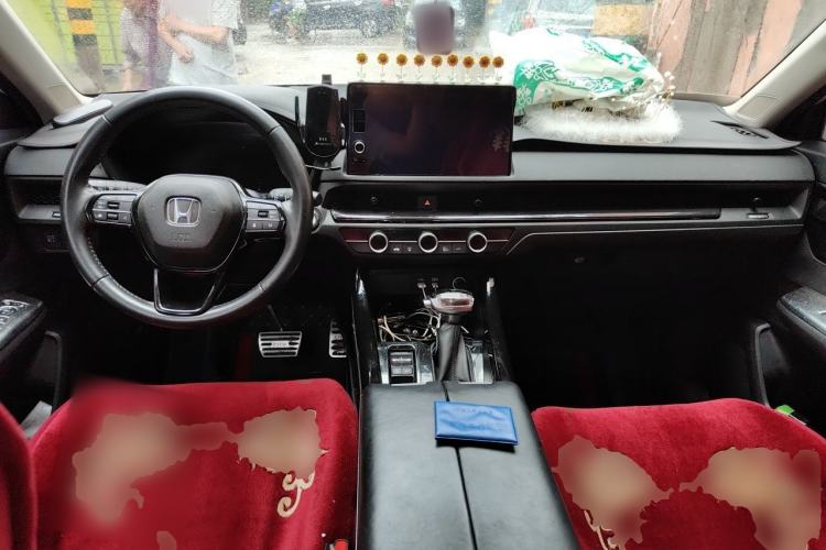 Used Honda CR-V 2023 240TURBO Two-Wheel Drive FENGSHANG Edition 5 Seats Center Console