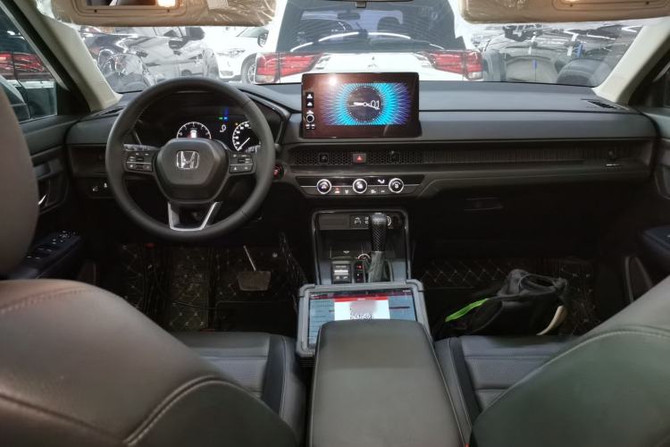 Used Honda CR-V 2023 240TURBO Two-Wheel Drive FENGSHANG Edition 5 Seats Center Console