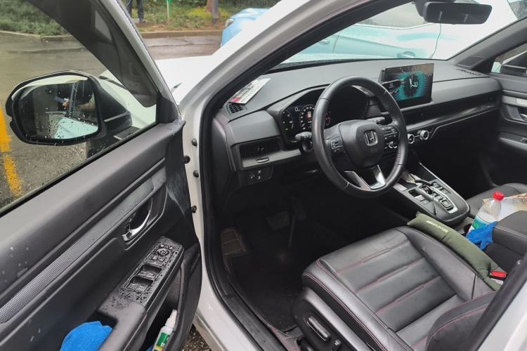 Used Honda CR-V 2023 2.0L eHEV Two-Wheel Drive Smart Edition Driver Seat
