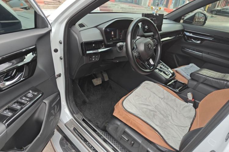 Used Honda CR-V 2023 2.0L eHEV Two-Wheel Drive Smart Edition Driver Seat