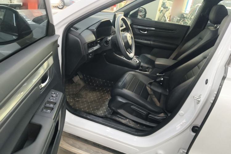 Used Honda CR-V 2023 2.0L eHEV Two-Wheel Drive Smart Edition Driver Seat