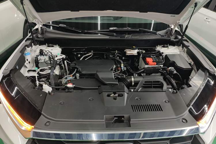 Used Honda CR-V 2023 240TURBO Two-Wheel Drive Active Version 5 Seats Engine Bay