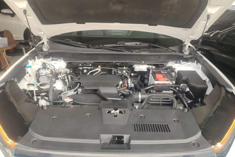 Used Honda CR-V 2023 240TURBO Two-Wheel Drive FENGSHANG Edition 5 Seats Engine Bay