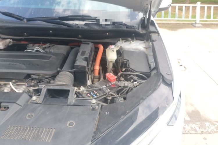 Used Honda CR-V 2023 2.0L eHEV Two-Wheel Drive Smart Edition Engine Bay Left