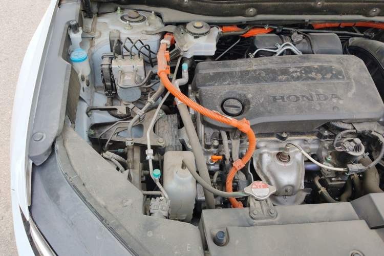 Used Honda CR-V 2023 2.0L eHEV Two-Wheel Drive Smart Edition Engine Bay Right