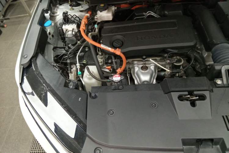 Used Honda CR-V 2023 2.0L eHEV Two-Wheel Drive Smart Edition Engine Bay Right