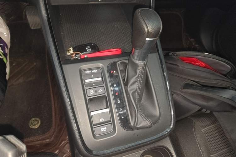 Used Honda CR-V 2023 240TURBO Two-Wheel Drive Active Version 5 Seats Gear Lever