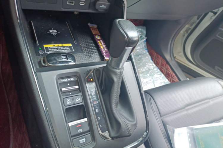 Used Honda CR-V 2023 240TURBO Two-Wheel Drive FENGSHANG Edition 5 Seats Gear Lever