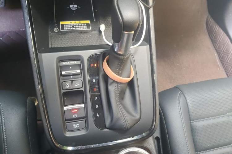 Used Honda CR-V 2023 240TURBO Two-Wheel Drive FENGSHANG Edition 5 Seats Gear Lever