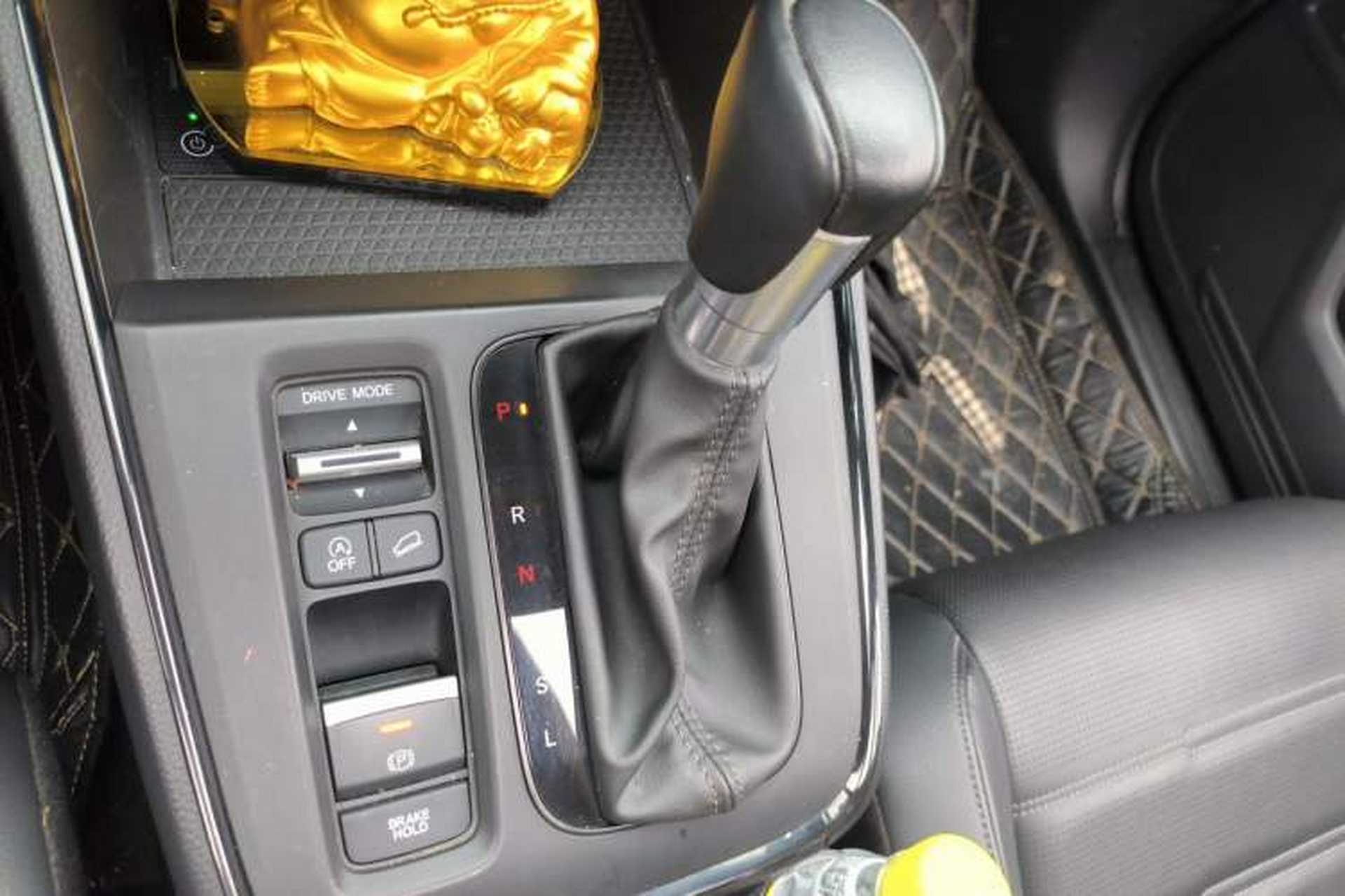Used Honda CR-V 2023 240TURBO Two-Wheel Drive FENGSHANG Edition 5 Seats Gear Lever