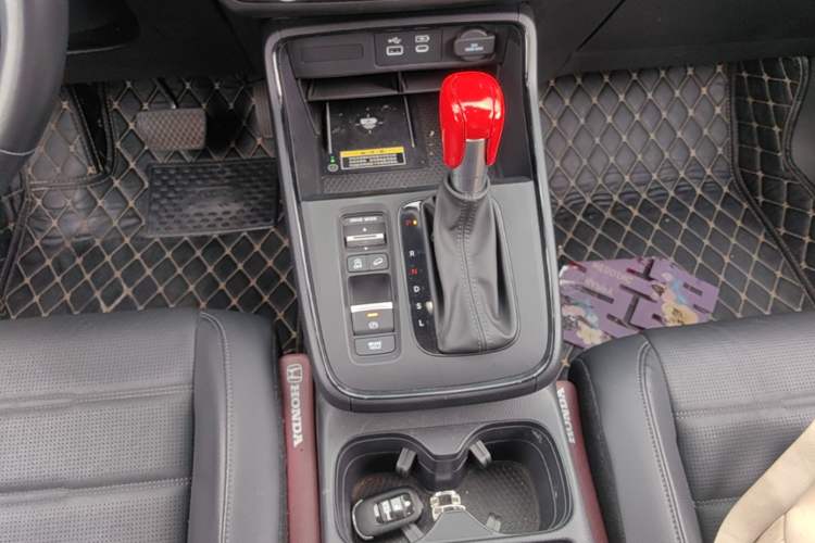 Used Honda CR-V 2023 240TURBO Two-Wheel Drive FENGSHANG Edition 5 Seats Gear Lever