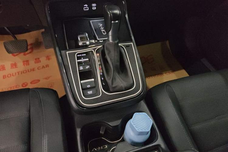 Used Honda CR-V 2023 240TURBO Two-Wheel Drive FENGSHANG Edition 5 Seats Gear Lever