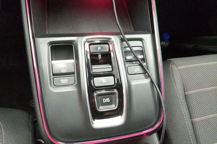 Used Honda CR-V 2023 2.0L eHEV Two-Wheel Drive Smart Edition Gear Lever