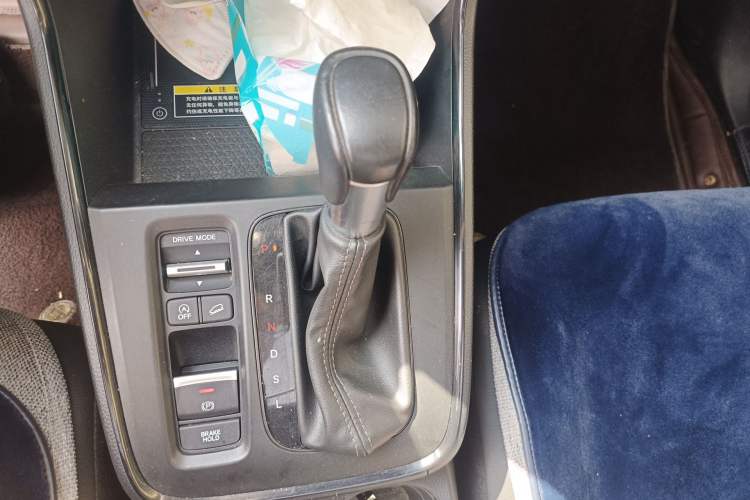 Used Honda CR-V 2023 240TURBO Two-Wheel Drive FENGSHANG Edition 7 Seats Gear Lever