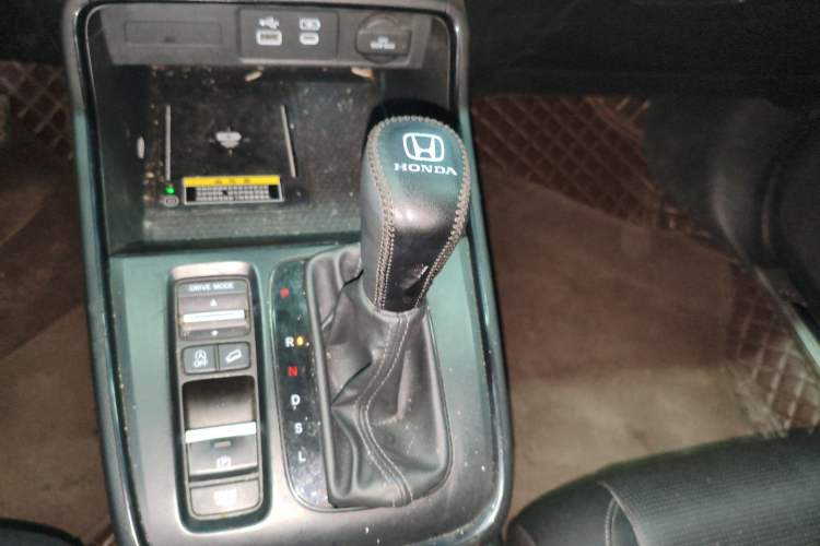 Used Honda CR-V 2023 240TURBO Two-Wheel Drive FENGSHANG Edition 5 Seats Gear Lever