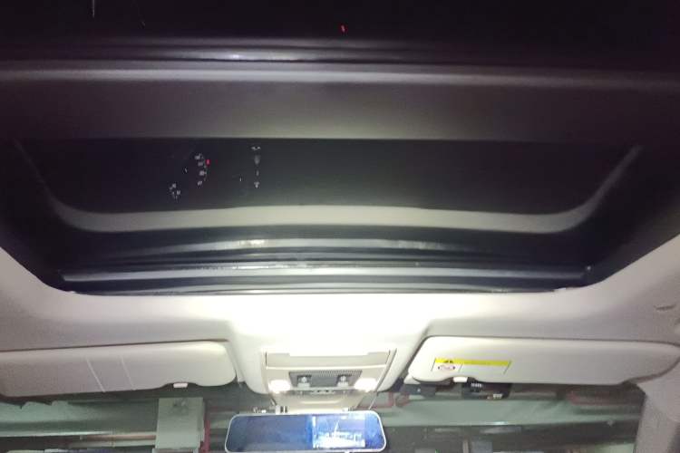 Used Honda CR-V 2023 240TURBO Two-Wheel Drive FENGSHANG Edition 5 Seats Headliner
