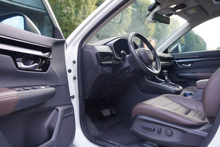 Used Honda CR-V 2023 240TURBO Two-Wheel Drive Deluxe Edition 7 Seats Interior 11