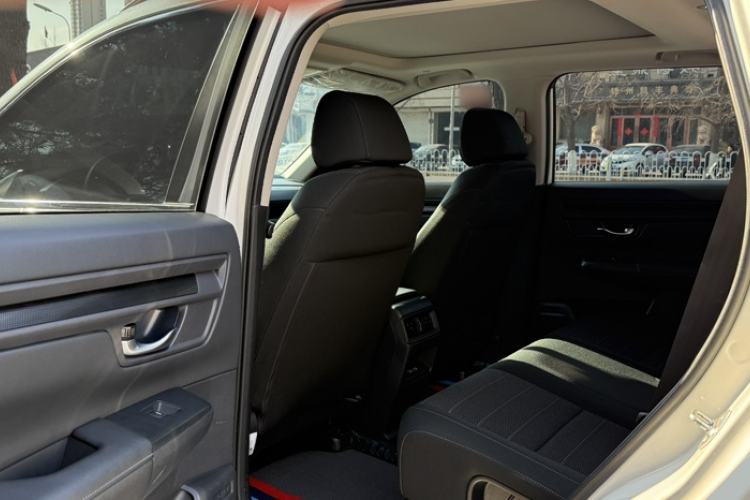 Used Honda CR-V 2023 240TURBO Two-Wheel Drive Active Version 5 Seats Interior 3