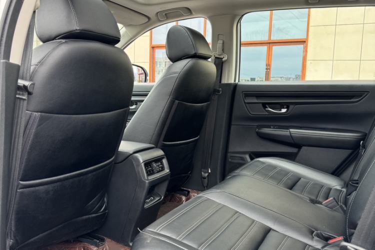 Used Honda CR-V 2023 240TURBO Two-Wheel Drive Active Version 5 Seats Interior 3
