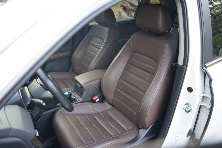Used Honda CR-V 2023 240TURBO Two-Wheel Drive Deluxe Edition 7 Seats Interior 9