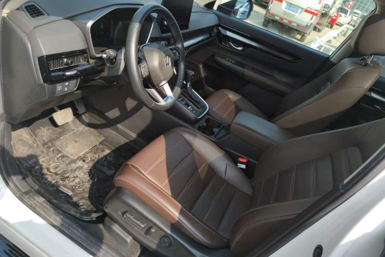 Used Honda CR-V 2023 240TURBO Two-Wheel Drive Deluxe Edition 7 Seats Left Front Seat