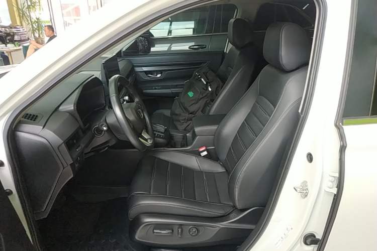 Used Honda CR-V 2023 240TURBO Two-Wheel Drive Smart Edition 5 Seats Left Front Seat