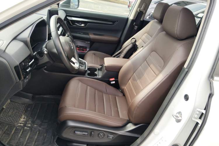 Used Honda CR-V 2023 240TURBO Two-Wheel Drive Deluxe Edition 7 Seats Left Front Seat