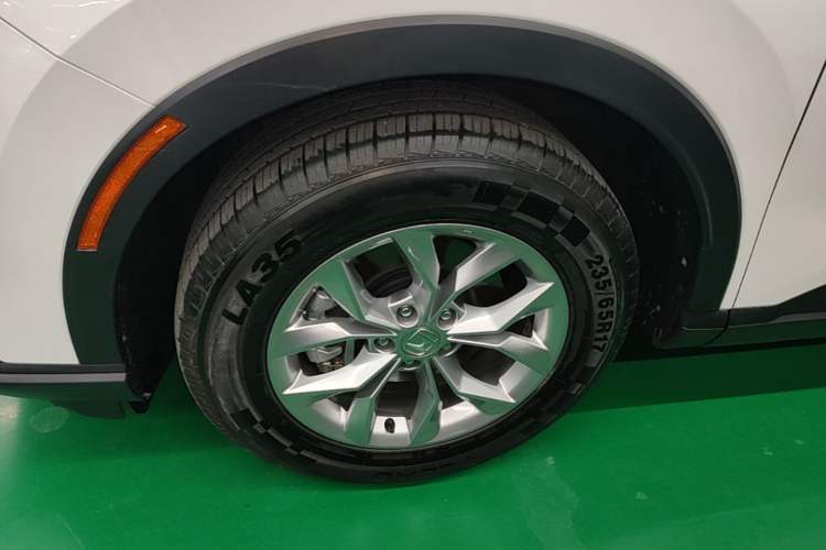 Used Honda CR-V 2023 240TURBO Two-Wheel Drive Active Version 5 Seats Left Front Wheel Hub